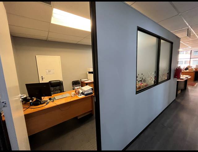 717M² OFFICE TO LET IN CAPE TOWN CITY CENTRE